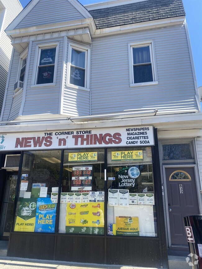 Building Photo - 832 Broadway Rental