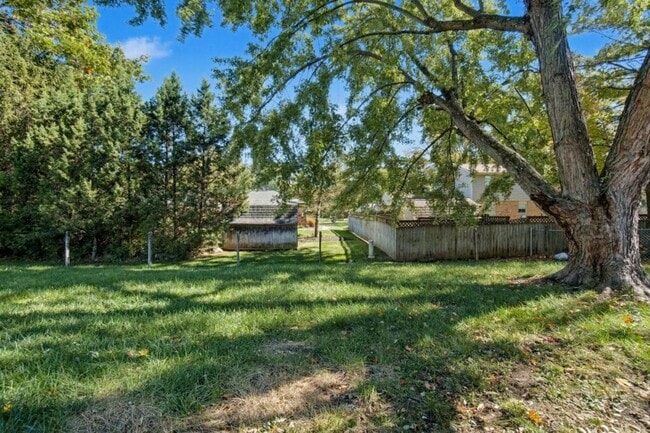 Photo - 7882 Lockport Blvd