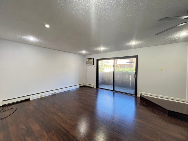 8 Echo Ct