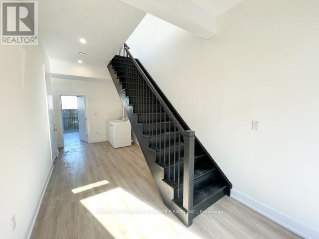 Photo - 29 Summersides Mews