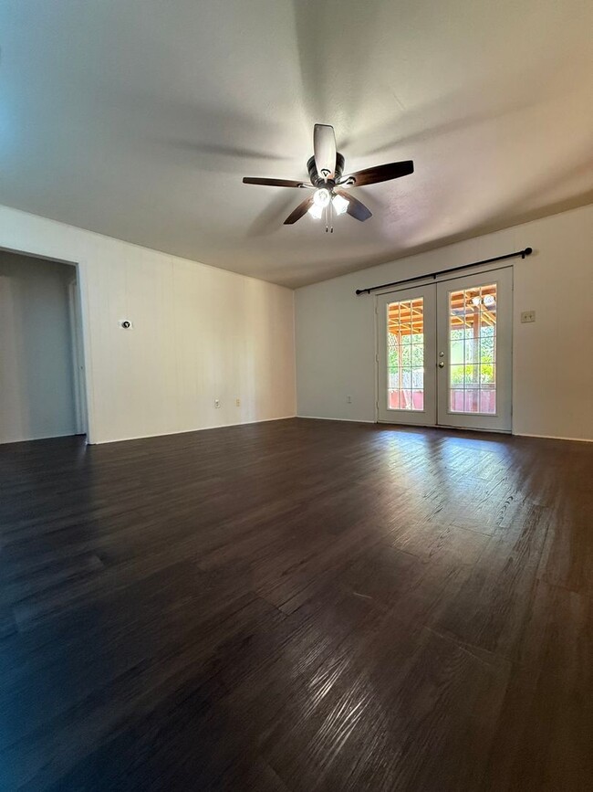 Photo - Adorable 3 bedroom, 2 bath home in Aledo
