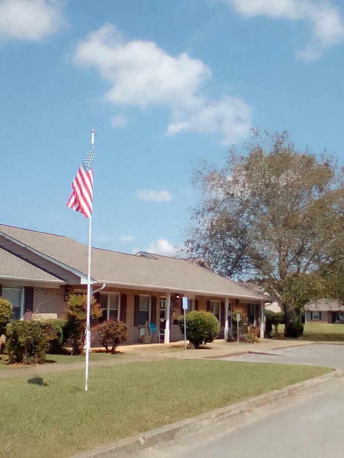 Photo - Maplewood Apartments II