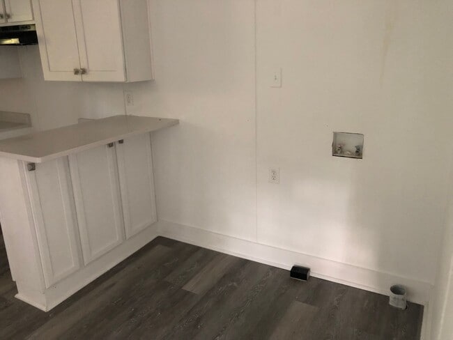 Photo - 2083-2085 W Meeting St Unit 2083 W Meeting Street