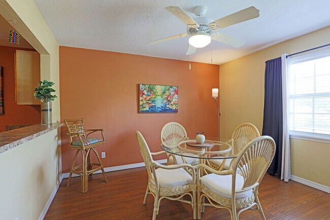 Photo - Palms at Waters Edge 3344-M6 Unit Palms at Waters Edge 3344 N. Key Dr. #M6