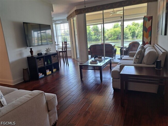 Photo - 11271 Tamarind Cay Ln