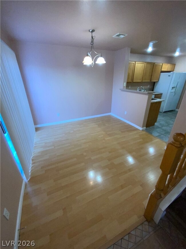 Photo - 3950 Starfield Ln