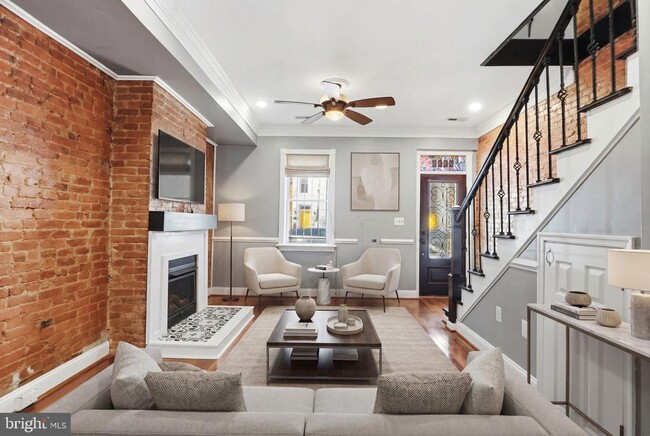 Photo - 1619 5th St NW