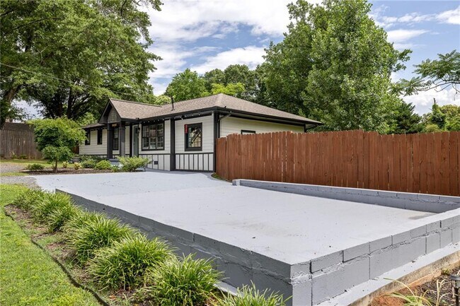 Photo - 1363 Orange Blossom Terrace SE