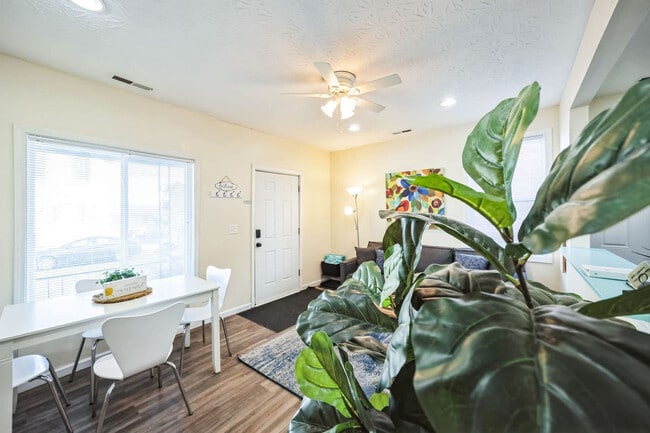 Photo - 105 Ash St Unidad ID1364141P