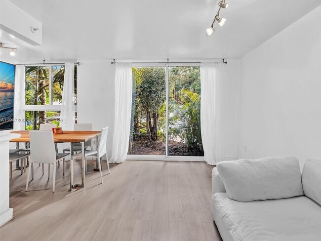 Building Photo - 1688 West Ave Unit G-06