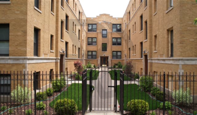 Building Photo - 2615 N Spaulding Ave Unit 3E