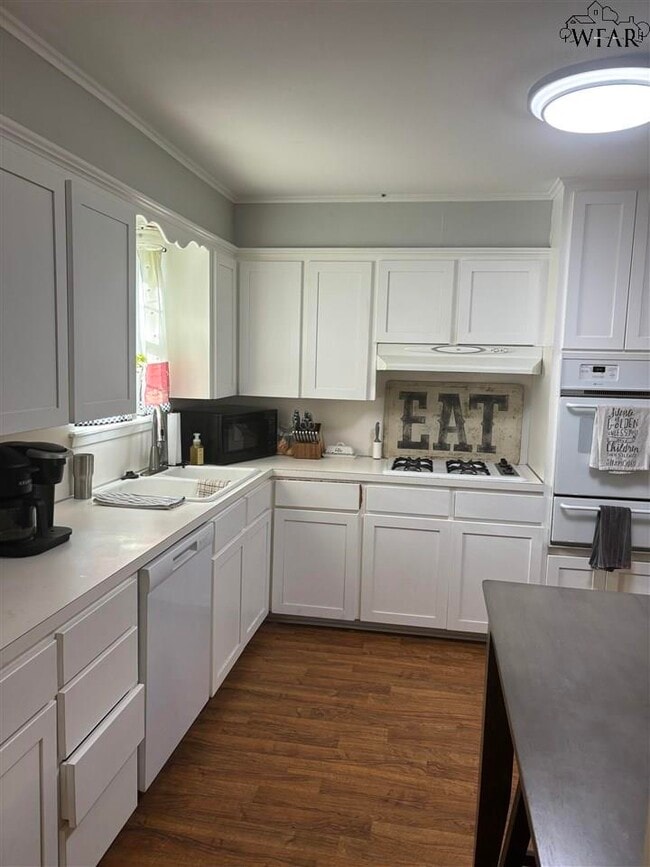 Photo - 1016 E Beverly Loop