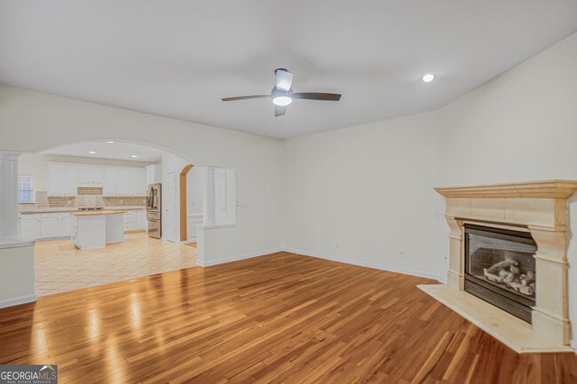 Photo - 7646 Forest Glen Way