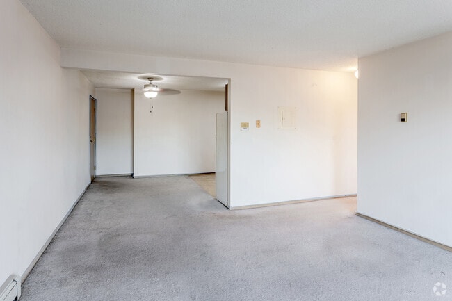 2BR, 1BA - 880SF - Living Room