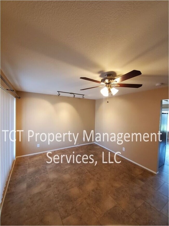 Photo - Charming 3 bedroom with HUGE backyard