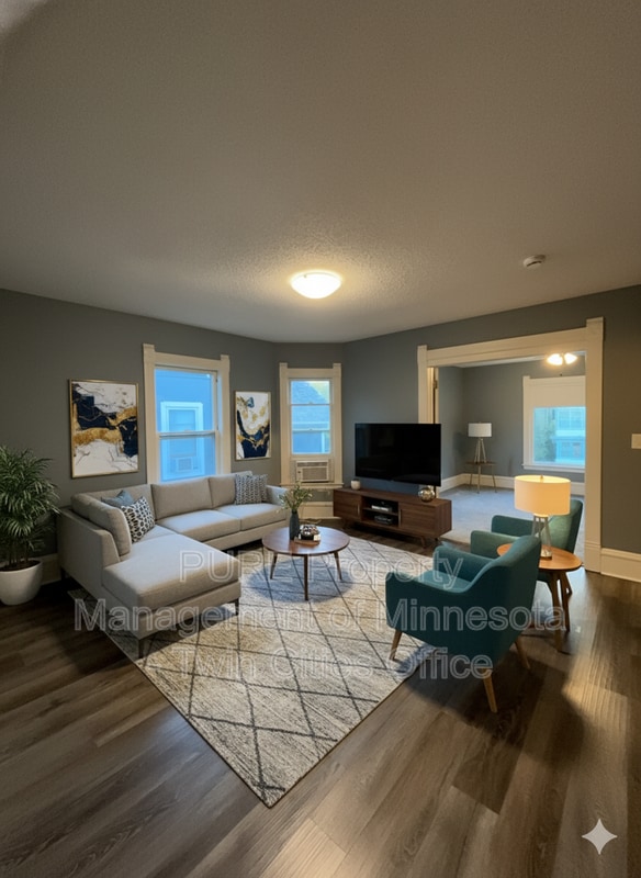 Building Photo - 1947 Fillmore St NE Unit B Upper