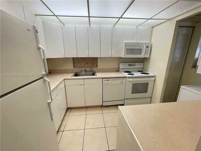 Photo - 8051 S Colony Cir Unit 205