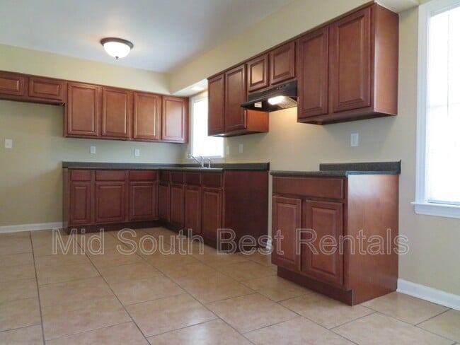 Photo - 4166 Argonne St