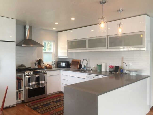 Photo - 1380 Hearst Ave