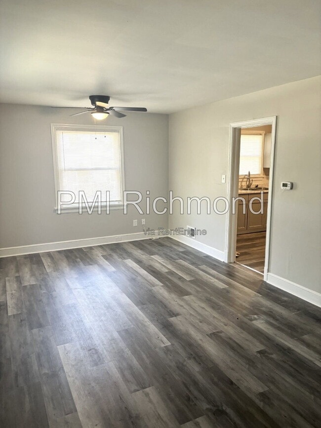 Photo - 5231 Rockland Rd