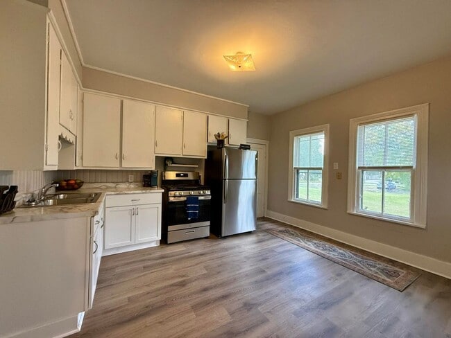 Photo - 280 Mason Ave Unit #1