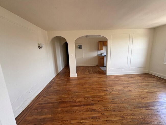 Photo - 30 Locust Hill Ave Unit 7E