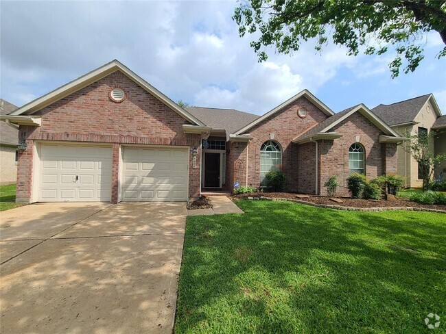Building Photo - 9630 Green Valley Ln Rental