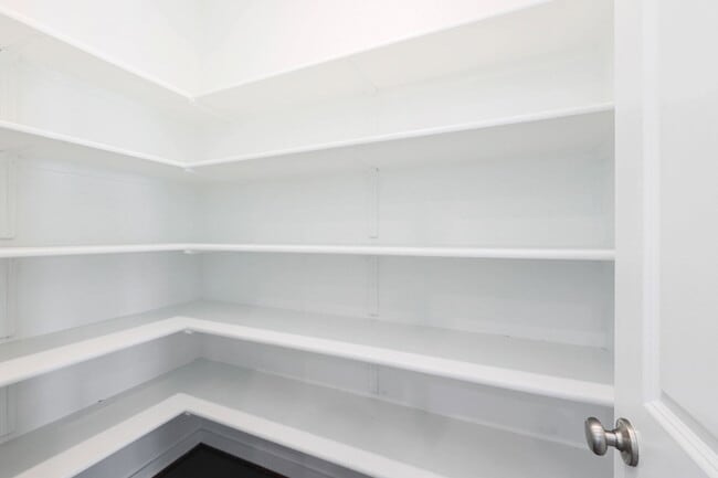 Photo - 124 Rosebush Dr
