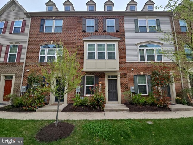 Photo - 8230 Miner St Townhome
