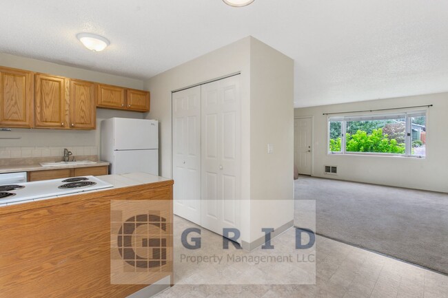 GPM520 - 2308-2310 SE Woodward (T3) - GPM520 - 2308-2310 SE Woodward (T3) Apartment Unit 2310