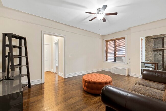 Photo - 131 Kensington Ave Unit A3