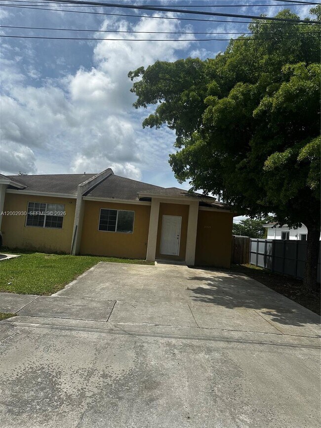 Photo - 26524 SW 138th Ave Unidad 26524