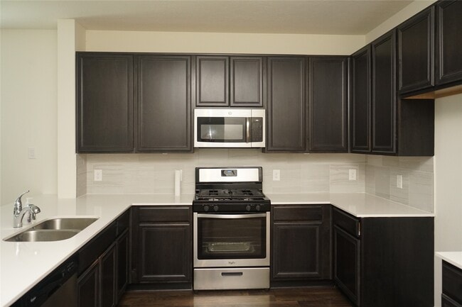 Photo - 3606 Russett Glen Ln