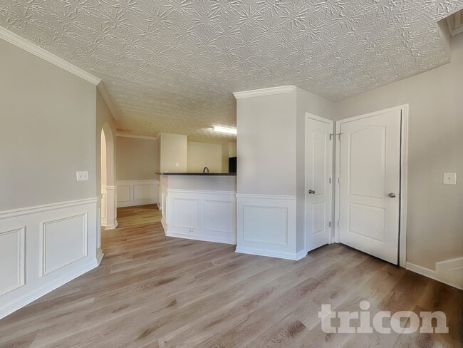 Photo - 7637 Garnet Dr