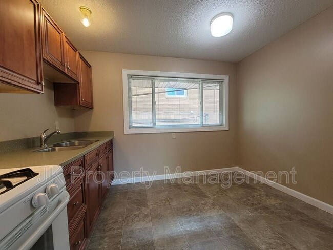 Photo - 4613 5th Ave S Unidad #2