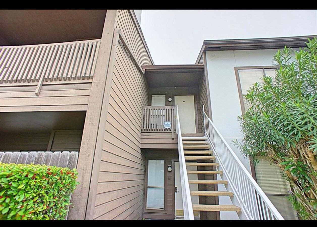 Photo - 8020 Braesmain Dr Unidad 1710 Rental