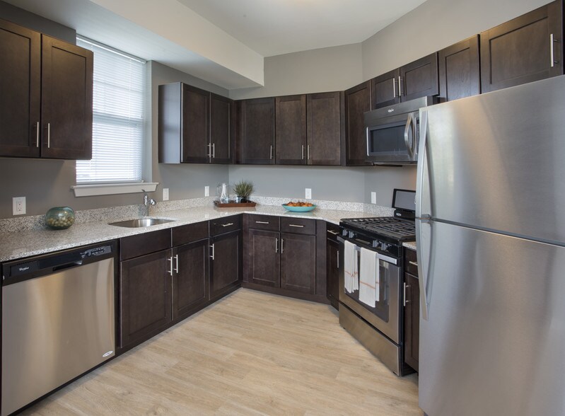 the waverly at neptune off campus housing neptune nj