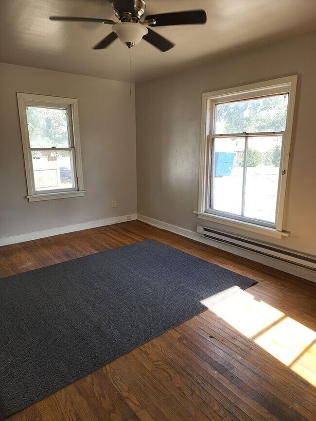 Photo - Studio Apartment