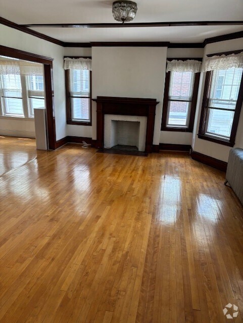 Building Photo - 219 Fuller St Unit 2 Rental