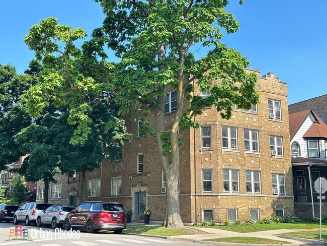 Photo - 1653 W Gregory St Unit J05W