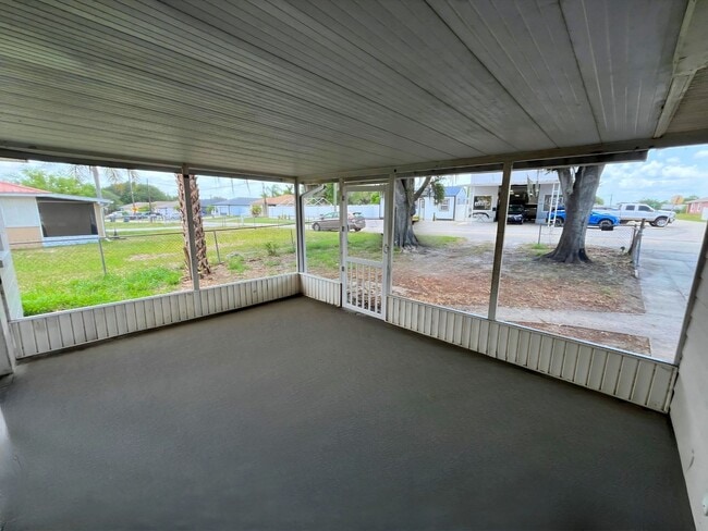 Photo - Great Location for This 4BR/1BA Lakeland Home! Large Screened In Porch, Fenced Backyard