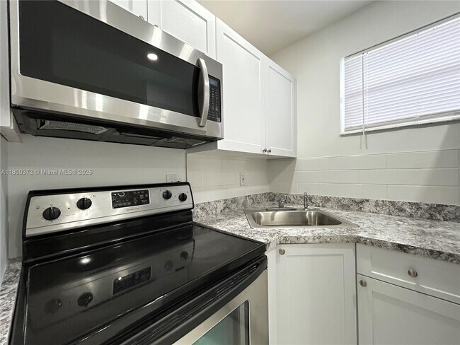 Photo - 6950 NW 8th Ave Unit 3