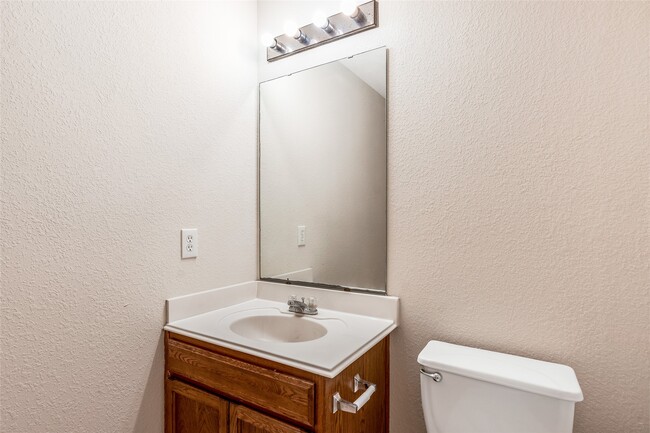 Building Photo - 16334 Cole Bridge Ln