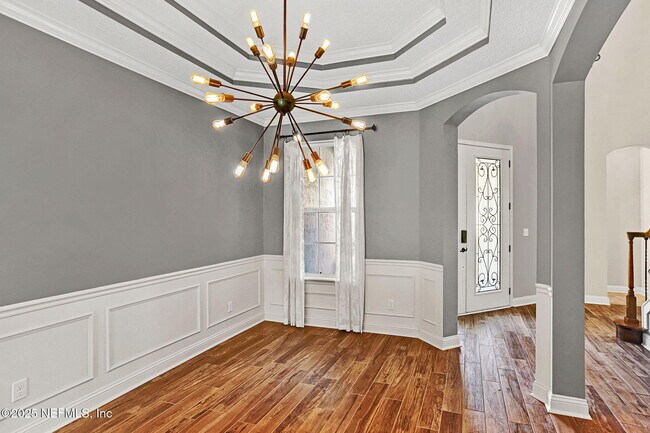 Photo - 1637 Fenton Ave