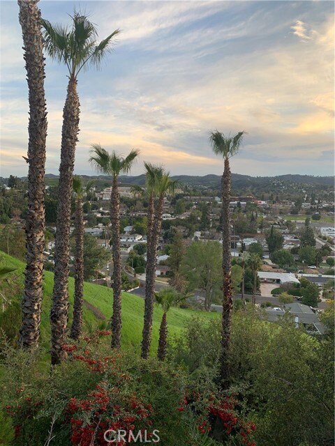 Photo - 5706 Wallis Ln
