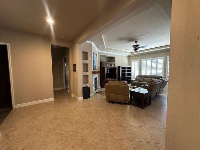 Photo - 2340 Hickory Hill Way