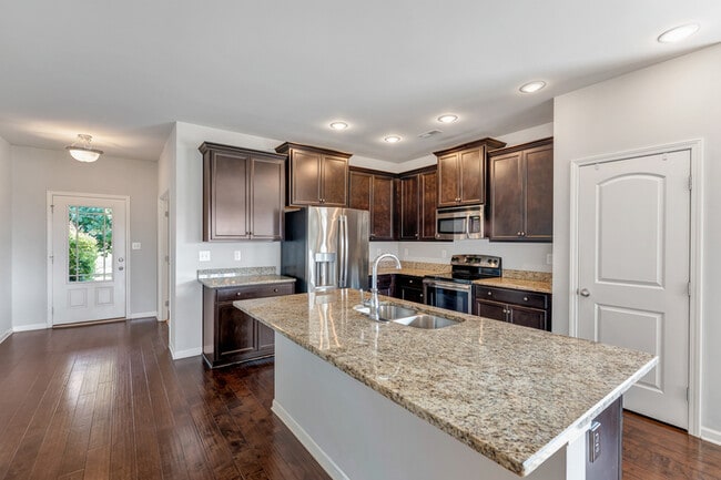 Photo - 861 River Landing Blvd SW Casa