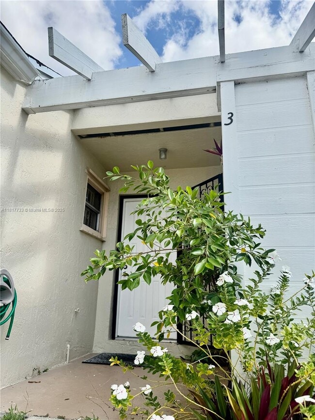 Photo - 807 NE 214th Ln Townhome