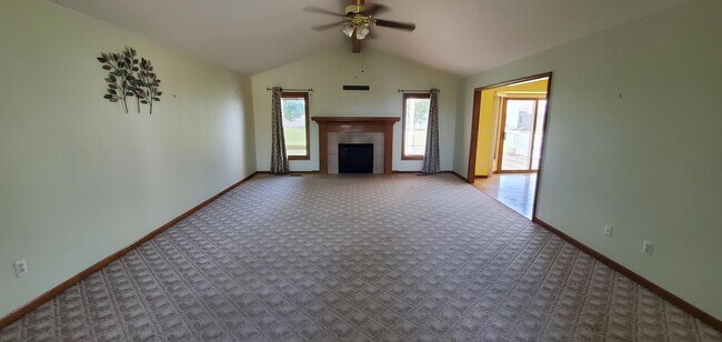 Photo - 21391 Marina Cir