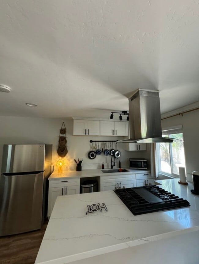 Photo - 1472 Iris Ave Unidad 1472 Iris Ave  3